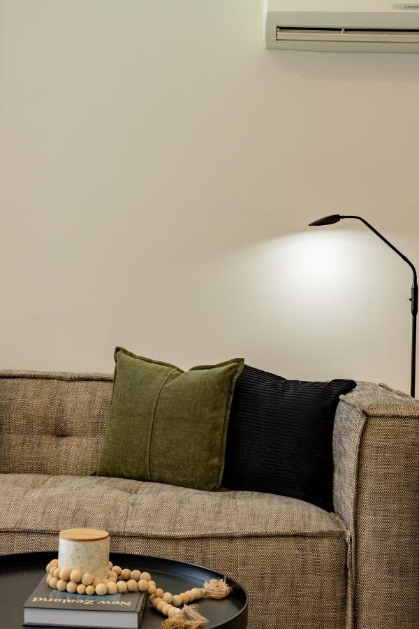 Stylish Haven Luxury Interiors In Prime Location Διαμέρισμα Κουίνσταουν Εξωτερικό φωτογραφία