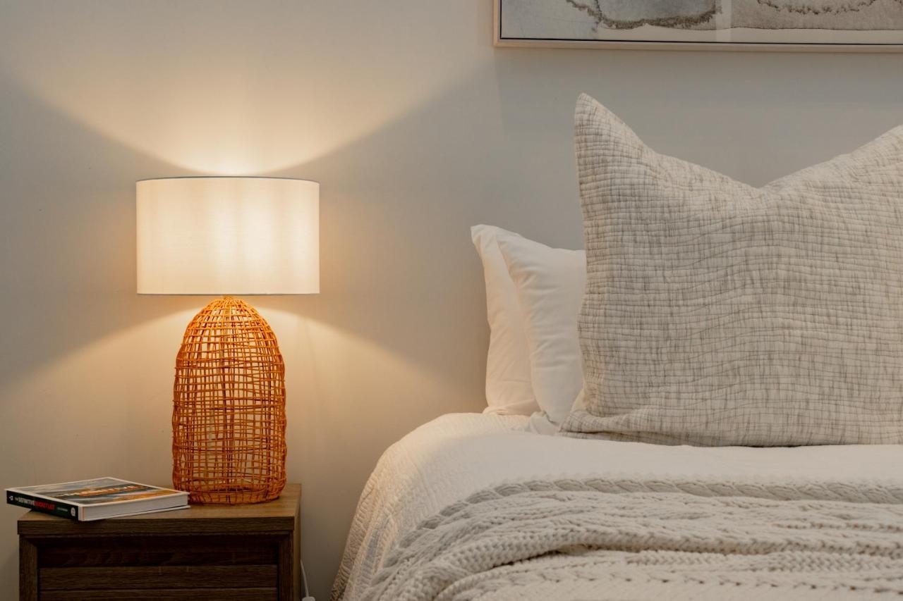 Stylish Haven Luxury Interiors In Prime Location Διαμέρισμα Κουίνσταουν Εξωτερικό φωτογραφία